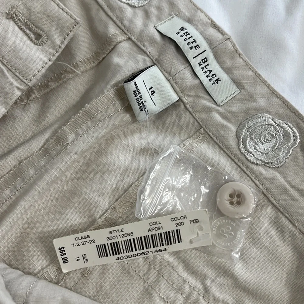 White House Black Market khaki capris - Picture 3 of 4